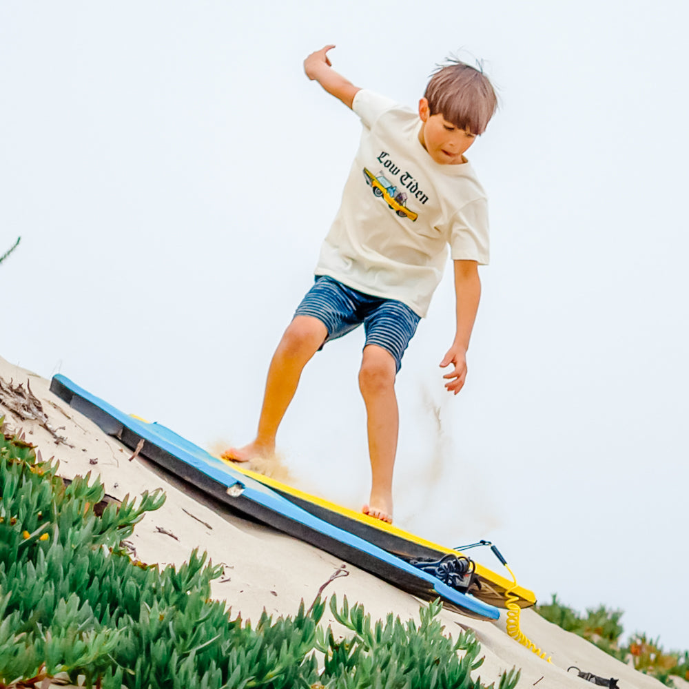 California Kids Collection | Low Tiden - Youth - White | Eco-Friendly, Sustainable Kids Apparel